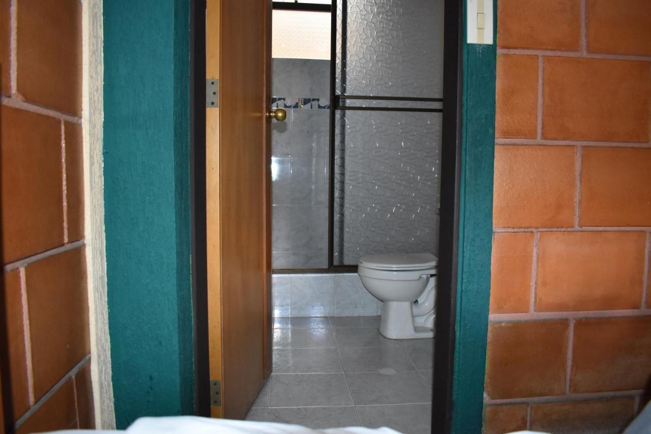 Hotel Ciudad Dulce 모니키라 외부 사진