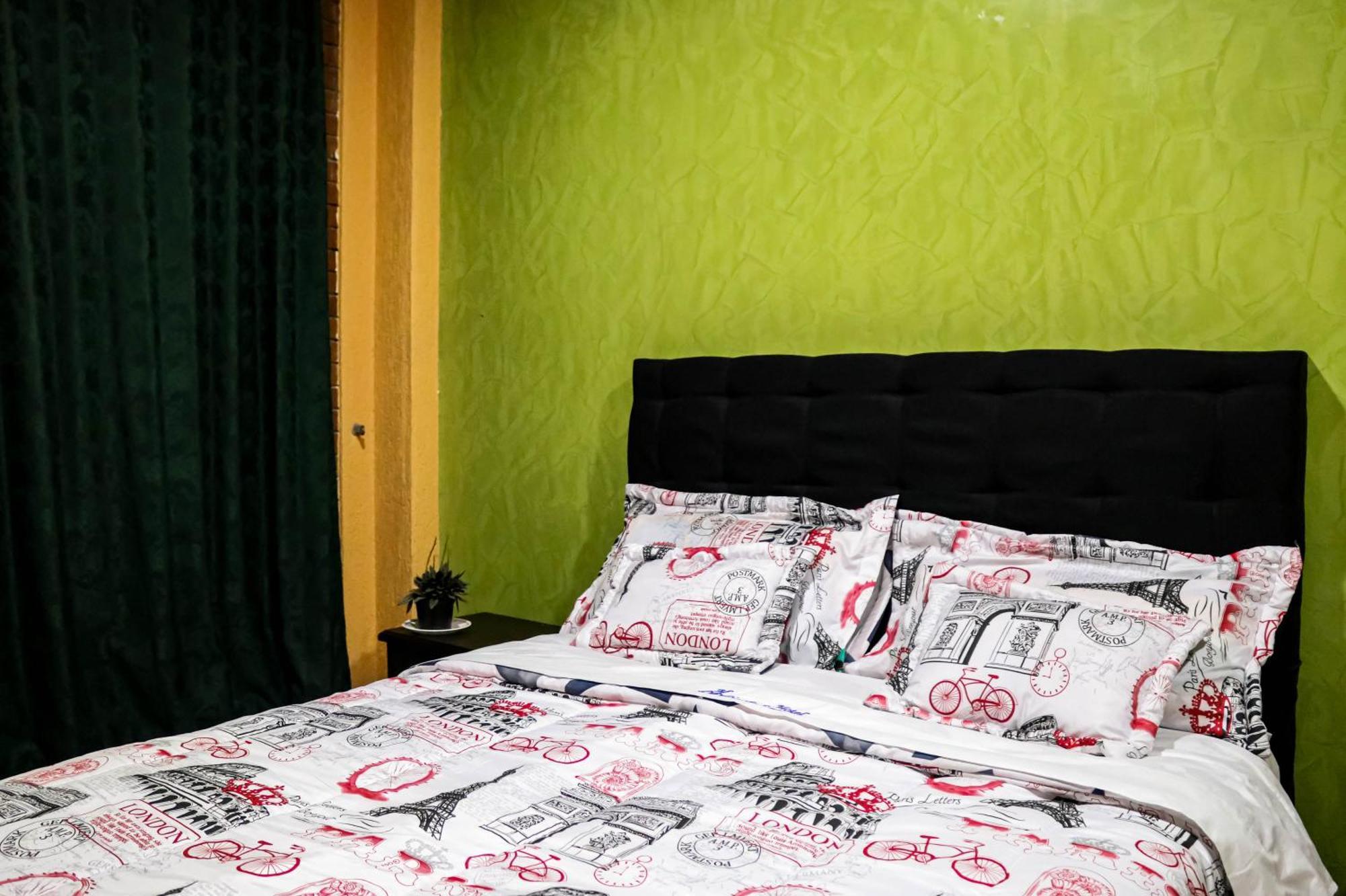Hotel Ciudad Dulce 모니키라 외부 사진