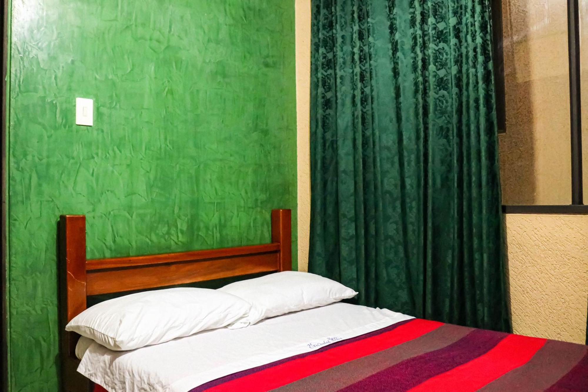Hotel Ciudad Dulce 모니키라 외부 사진