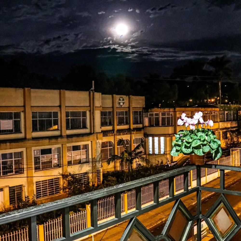 Hotel Ciudad Dulce 모니키라 외부 사진