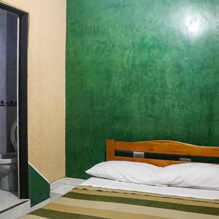 Hotel Ciudad Dulce 모니키라 외부 사진